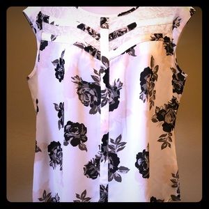 Candie’s floral top